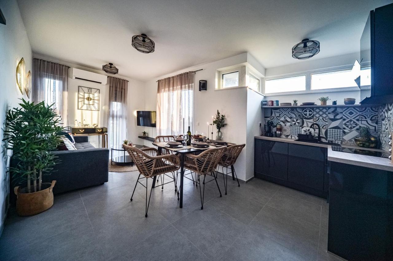 Cube Residence คาชเตลา ภายนอก รูปภาพ