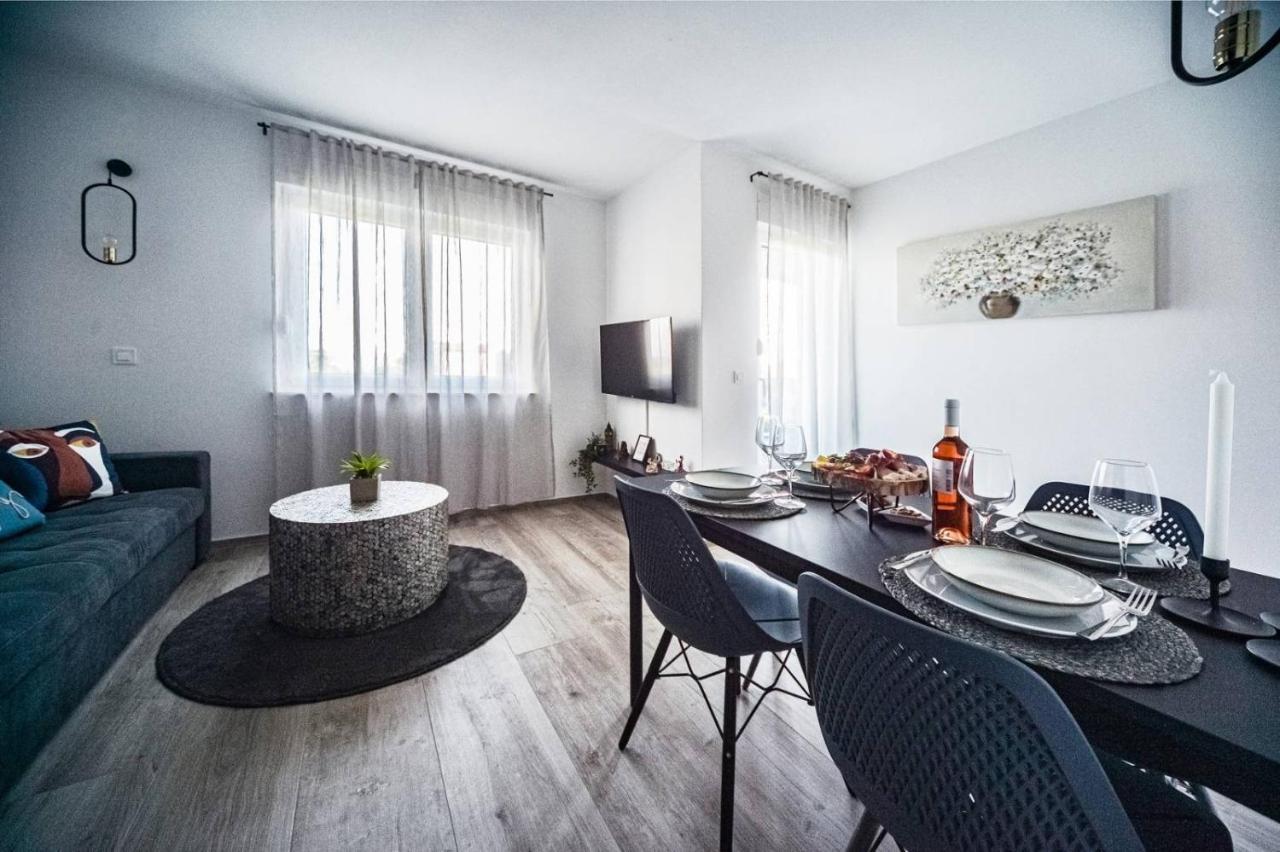 Cube Residence คาชเตลา ภายนอก รูปภาพ